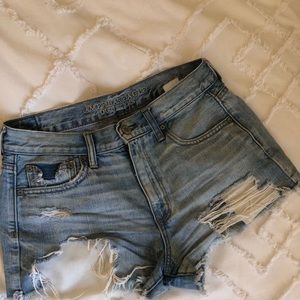 American Eagle Vintage Hi-Rise Festival Jean Short